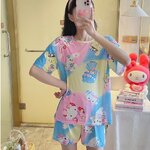 (สินค้าสำหรับเพิ่มยอดให้ถึงขั้นต่ำ) ชุดนอน ซานริโอ้ ลายรวมตัวละคร สีพาสเทล ราคา 50