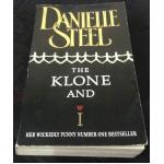 The Klone and I by Danielle Steel ราคา 150