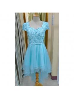 ราตรีหน้าสั้นหลังยาวอกลูกไม้ปักมุกเอวโบว์มีแขนสีเขียวมิ้นท์(ฟรีไซส์)