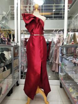 ยาวแดงไหล่เบี่ยงระบาย(M)