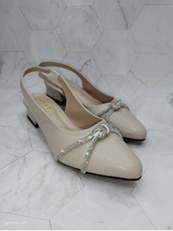 รองเท้าคัชชูสีขาวหน้าโบว์ 38