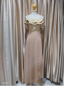 เดรสสายเดี่ยวอกระบาย กระโปรงด้านในสั้นคลุมผ้ายาวสีน้ำตาล M