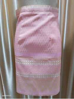 ผ้าถุงสีชมพู