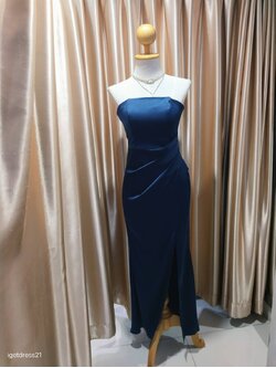 (PRE-LOVED) ชุดราตรียาวเกาะอกS