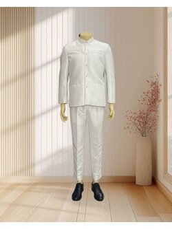 สูทผู้ชายสีขาว คอจีน ผ้าไหมเทียม และกางเกง ไวส์ M