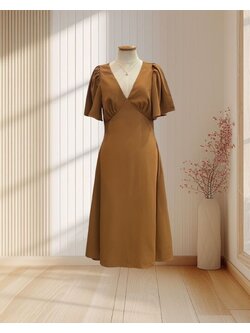 ราตรีสั้นสีน้ำตาล คอวี ทรงยอดฮิต ไซส์ S