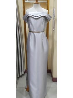 (PRE-LOVED) ชุดราตรียาวสีเทาปาดไหล่ปก2ชั้น (Size : XL)