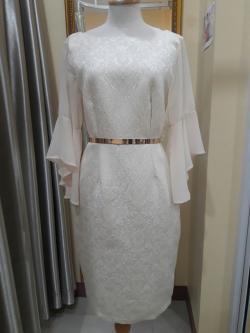 (PRE-LOVED) ชุดราตรีสั้นสีครีมเเขนยาวผ้าลายไทย (M) มือ2