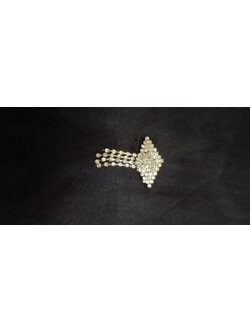 เข็มกลัดเพ็ชรห้อย