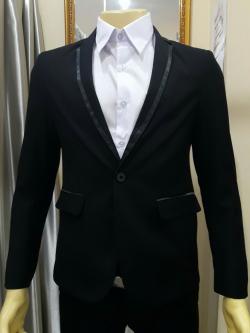 เสื้อสูทสีดำ(L)