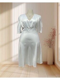 ราตรีสั้น5ส่วนมีแขนคอวี2XL