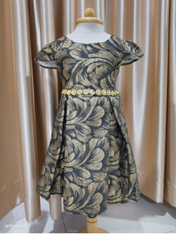 ชุดกระโปรงเด็กสีดำลายทอง3ขวบ