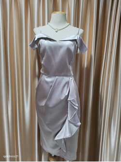 ราตรีสั้นสีเทาสายเดี่ยวปาดไหล่ จีบข้าง (XL)