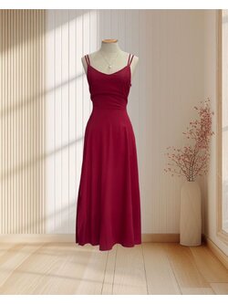 (PRE-LOVED) ราตรียาวสีแดง สายเดี่ยวไขว้ด้านหลัง กระโปรงบาน ไซส์ S