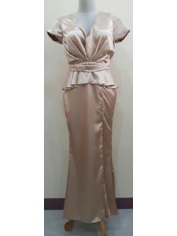 ชุดราตรียาวสีทองแขนสั้นระบายเอวกระโปรงผ่าหน้า(XL)