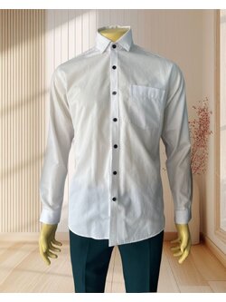 เสื้อเชิตสีขาว แขนยาว คอปก กระดุมดำ งานป้าย F&F ไซส์ L