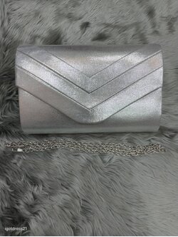 กระเป๋าคลัทซ์+สายโซ่ สีเงิน