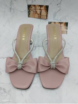 รองเท้าส้นแก้ว ชมพูหน้าโบว์สายเพชรสูง 2นิ้ว 38