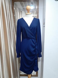 ราตรีสั้นสีกรมแขนยาว (S)