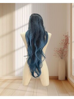 วิกผมลูกไม้ สีดำ ไฮไลท์สีฟ้าเทา ยาวทำลอน
