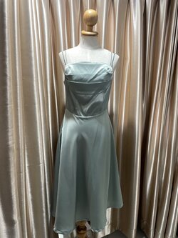 ราตรีสั้นสายเดี่ยวอกจับจีบกระโปรงบาน S