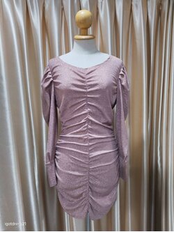 (PRE-LOVED) ชุดเดรสกลิตเตอร์สีม่วง M