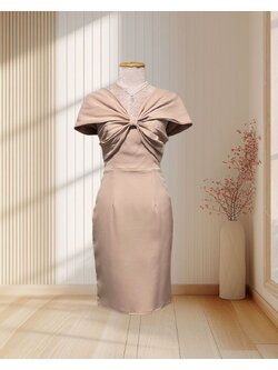 (PRE-LOVED) ราตรีสั้นสีโอวัลตินสายเดี่ยวรวบโบว์2ชั้น อ้อมแขนผ้าบาบี้ ไซส์ S