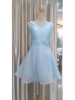 ราตรีสั้นสีฟ้าแขนกุดผ้าแก้วนิ่ม(ฟรีไซส์)