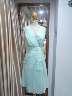 ราตรีสั้นสีเขียว (XL)