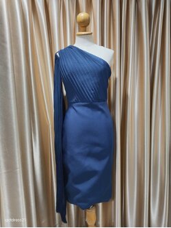 (PRE-LOVED) ชุดราตรีสั้นสไบอัดพรีตสีกรม S