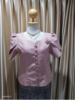 เสื้อผ้าไหม36