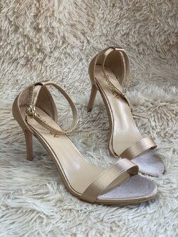 รองเท้าส้นสูงสีน้ำตาลทอง แบบสายคาด ส้นเข็ม 3.5 นิ้ว ไซส์ 40