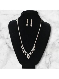 เซ็ทสร้อยเพชร ต่างหู