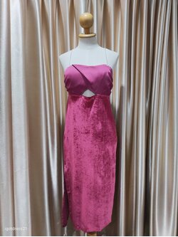 ชุดเดรสสั้นสายเพชรสีบานเย็น L