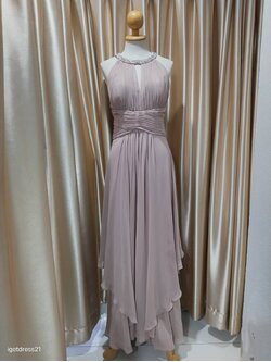 ชุดราตรียาวสีนู้ดชีฟองคอปักมุกเว้าอก L