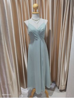 (PRE-LOVED) ชุดราตรียาวสายเดี่ยวผูกหลังกระโปรงบานM