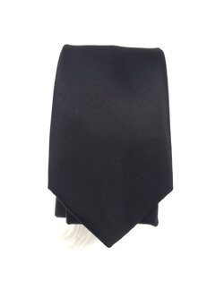 เนคไทสีดำแบบผูกเอง1