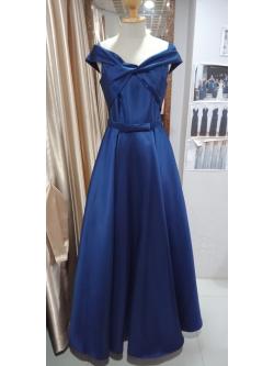 ชุดยาวน้ำเงินปาดไหล่ + สายคาดโบว์ ไซส์S