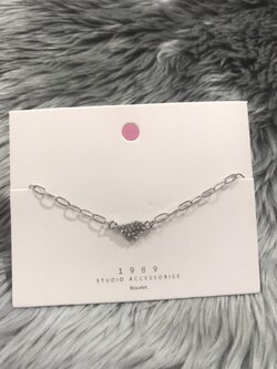 สร้อยข้อมือหัวใจสายโซ่