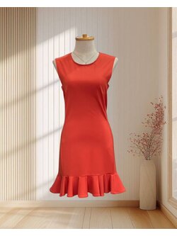 (PRE-LOVED) ราตรีสั้นสีส้ม แขนกุด แต่งชายกระโปรงหางปลา ไซส์ M