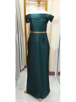 (PRE-LOVED) ชุดราตรียาวสีเขียวปาดไหล่ปก2ชั้น (Size : L)