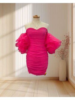 เดรสสั้นสีชมพู เกาะอก แต่งแขนผ้าแก้วฟูๆ ไซส์ S