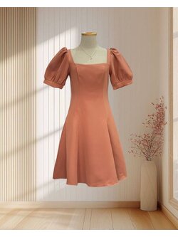 ราตรีสั้นสีส้ม แขนตุ๊กตา กระโปรงบาน ไซส์ M