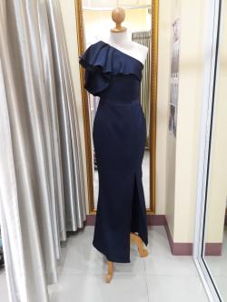 (PRE-LOVED) ชุดราตรียาวสีกรมไหล่ระบาย(S)