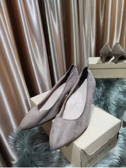 รองเท่าสีน้ำตาลกำมะหยี่ 37