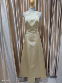 (PRE-LOVED) ชุดราตรียาวเว้าแขนสีทอง L