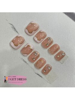 เล็บปลอม