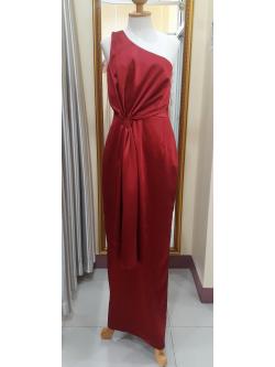 (PRE-LOVED) ชุดราตรียาวสีเเดงขยุ้มเอวบ่าเดี่ยว (M)
