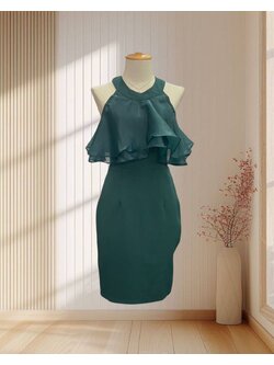 ราตรีสั้นสีเขียว อกแต่งระบายผ้าแก้ว ไซส์ S