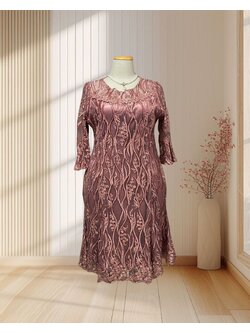 (Pre-Loved) ชุดคุณแม่ เดรสแขนยาวลูกไม้ ปักเลื่อม ไซส์ 4XL